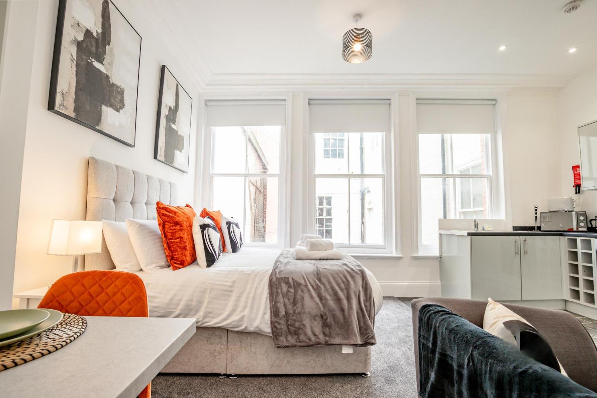 Guest Homes - The Station Studio Вустер Екстер'єр фото